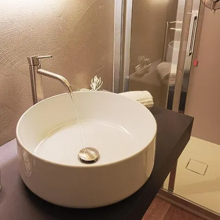 Affittacamere Altido Ama 18 *